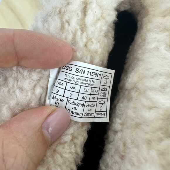 UGG New Heights Platform Mini Boot Womens 9 Hickory Chunky Y2K Style Shearling - Picture 8 of 10